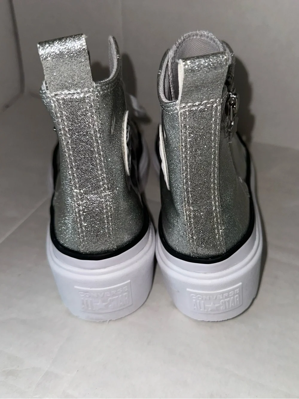 Chuck Taylor All Star Lugged Lift Platform Silver Glitter Youth Size 3 Side Zip